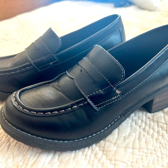 Eastland Holly Loafer - Black Size 9 - Picture 1 of 3